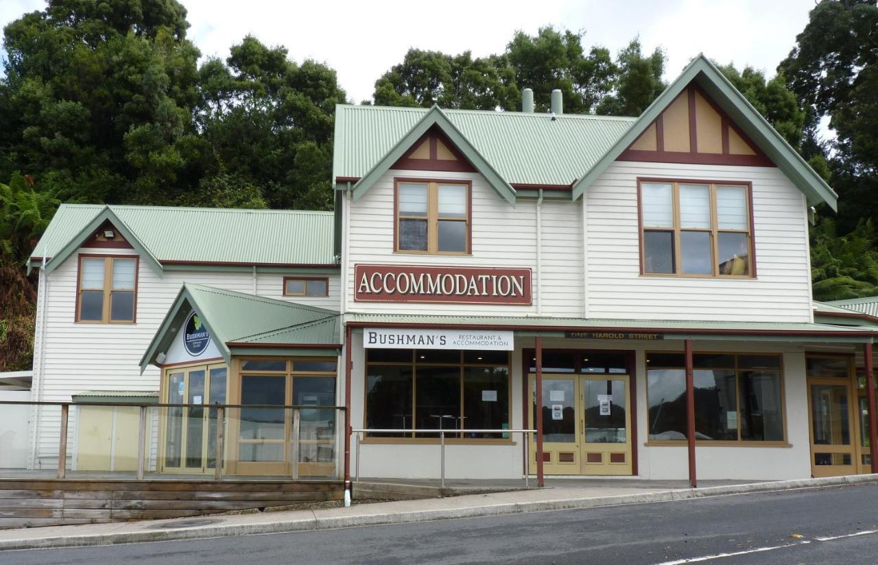 Bushman'S At Strahan Aparthotel ภายนอก รูปภาพ